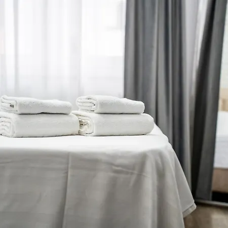 Apartbnb Vibe 32 Lägenhet Braşov